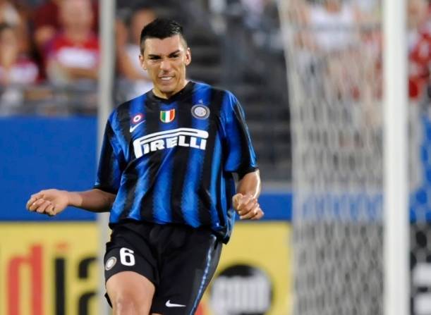 卢西奥：国米将主场作战是很大优势，拜仁须表现完美才有望逆转